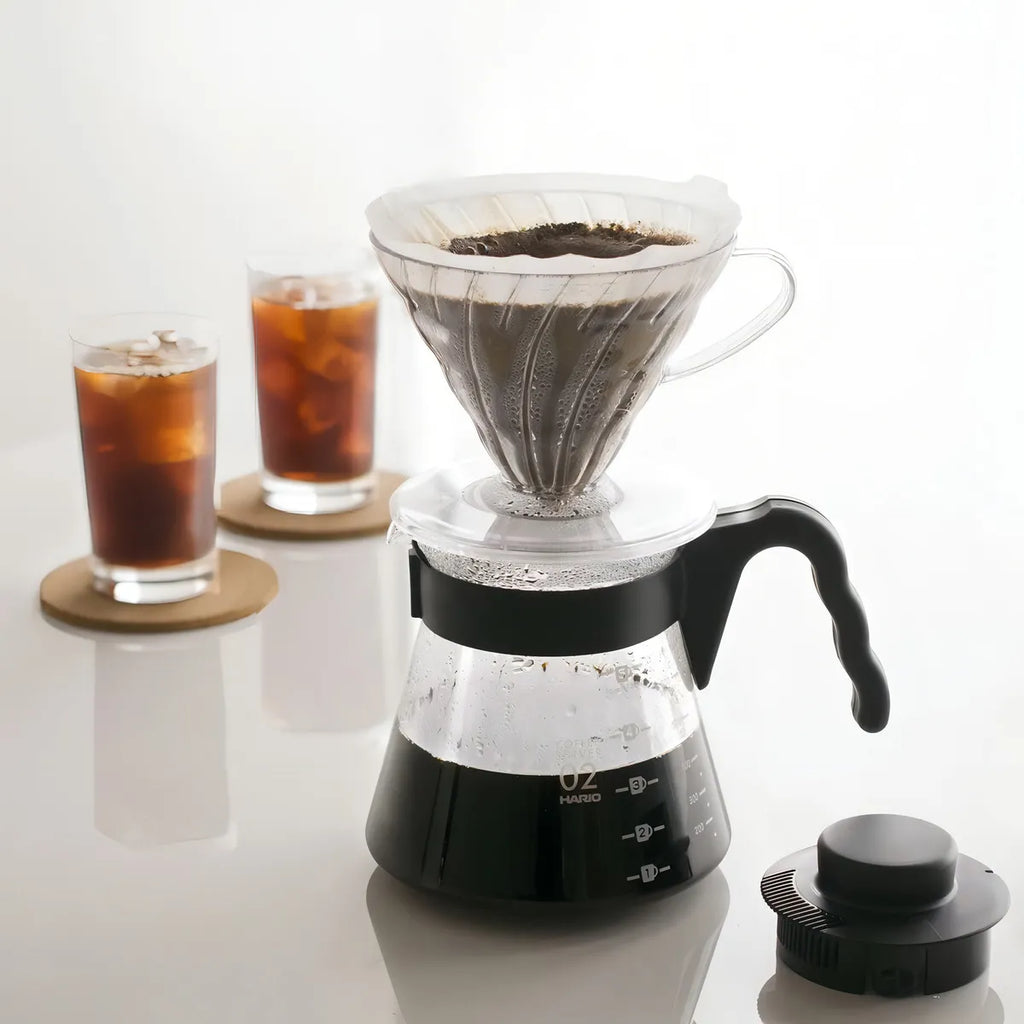 Kit V60 para Café Filtrado Dripper V60 Hario 700ml de capacidad.