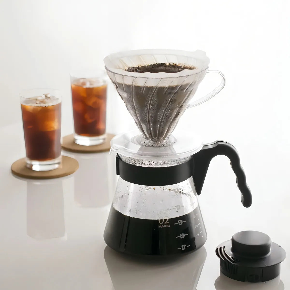 Kit V60 para Café Filtrado Dripper V60 Hario 700ml de capacidad.