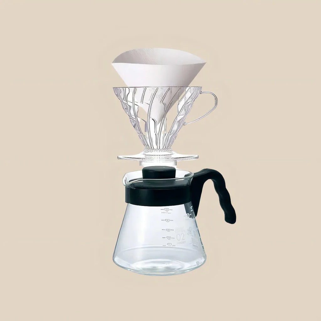 Kit V60 para Café Filtrado Dripper V60 Hario 700ml de capacidad.